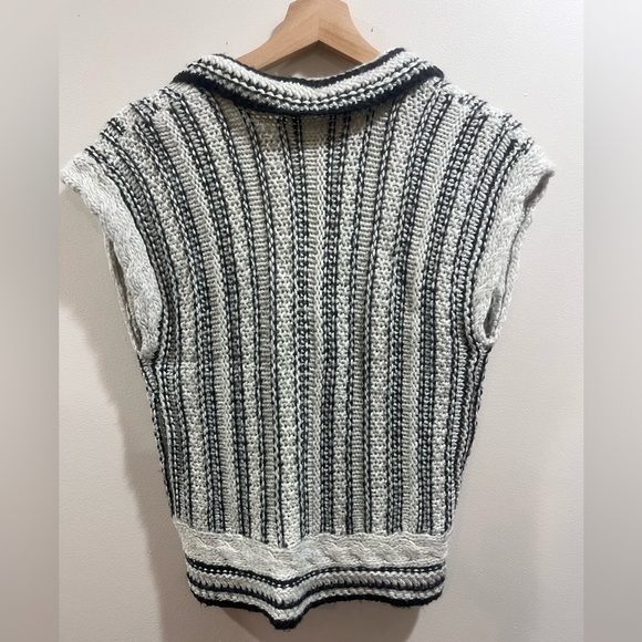 Cabi Crochet Women's Sweater Vest - Picture 2 of 4